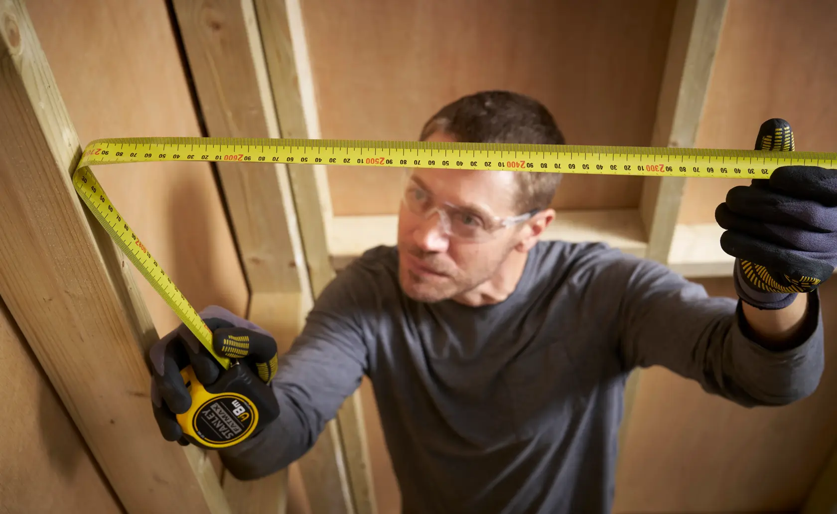 FATMAX® 8m (32mm Wide) Magnetic Tape Measure With BladeArmor™